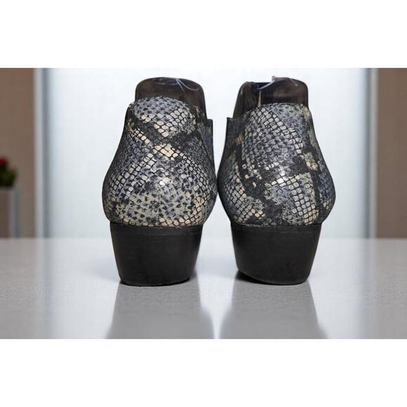 Skechers Faux Snakeskin Chelsea Boots Men’s Size 10 | Western-Inspired Slip-On - Picture 4 of 10